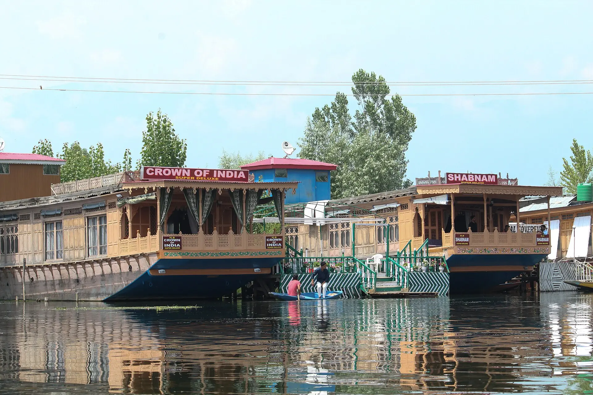 Shikara boats on Dal Lake with houseboats, Srinagar, Kashmir
